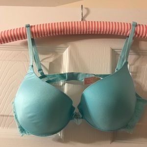 Victoria’s Secret Dream Angles Air Push up 34a